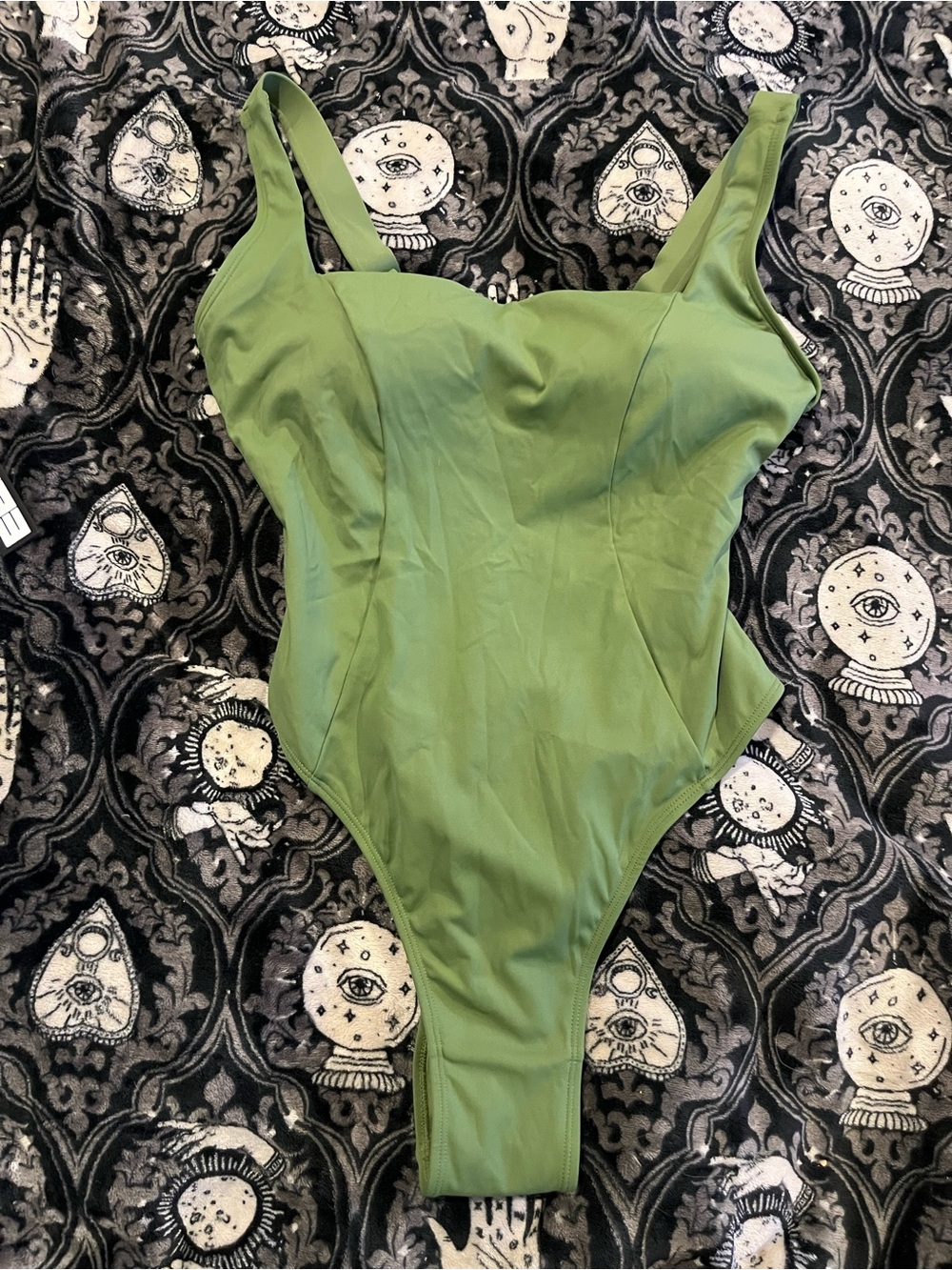 NWT Ta3swim Green High Cut Squarey Large Short